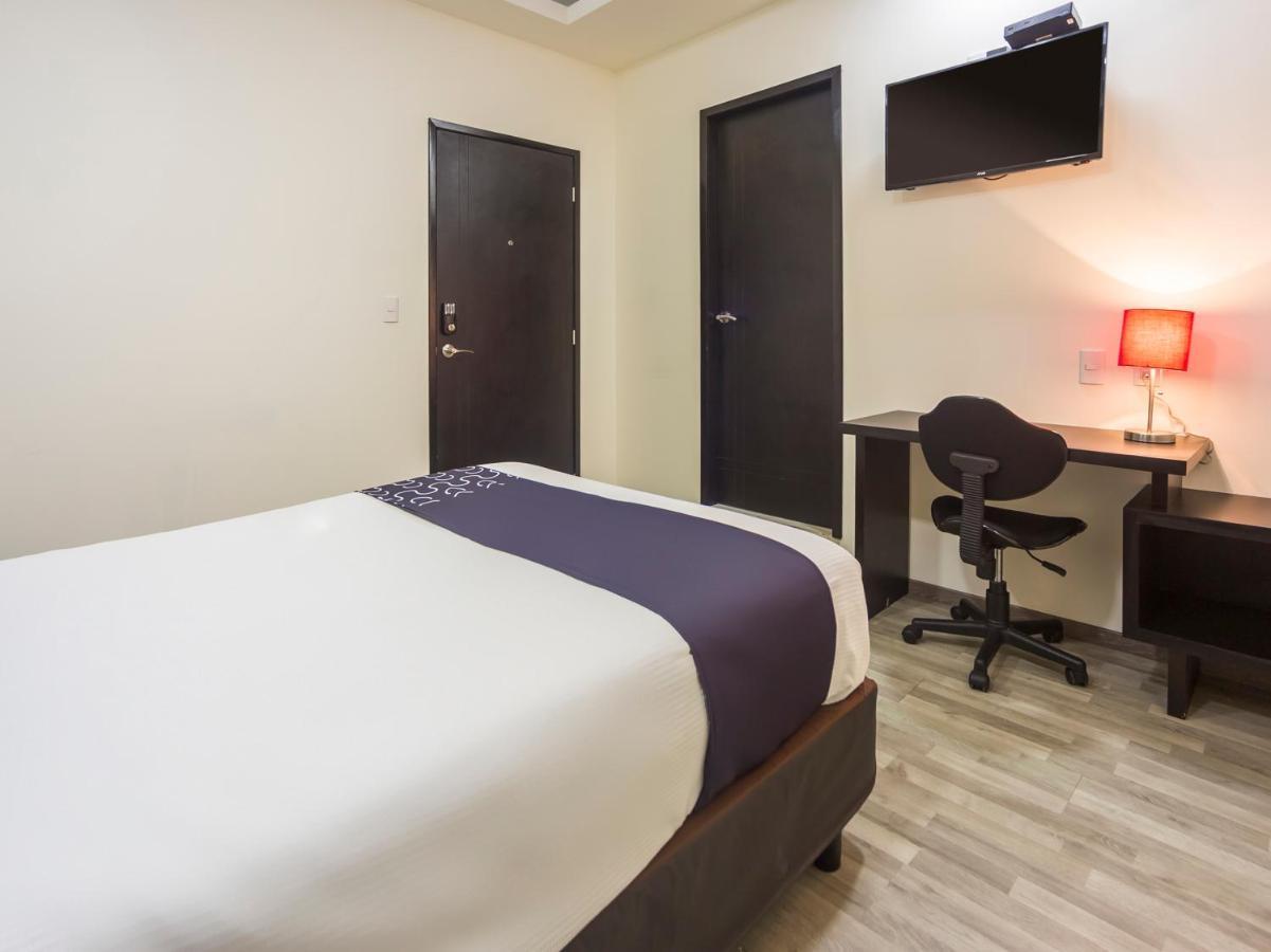 Smart Hotel Monterrey Eksteriør bilde