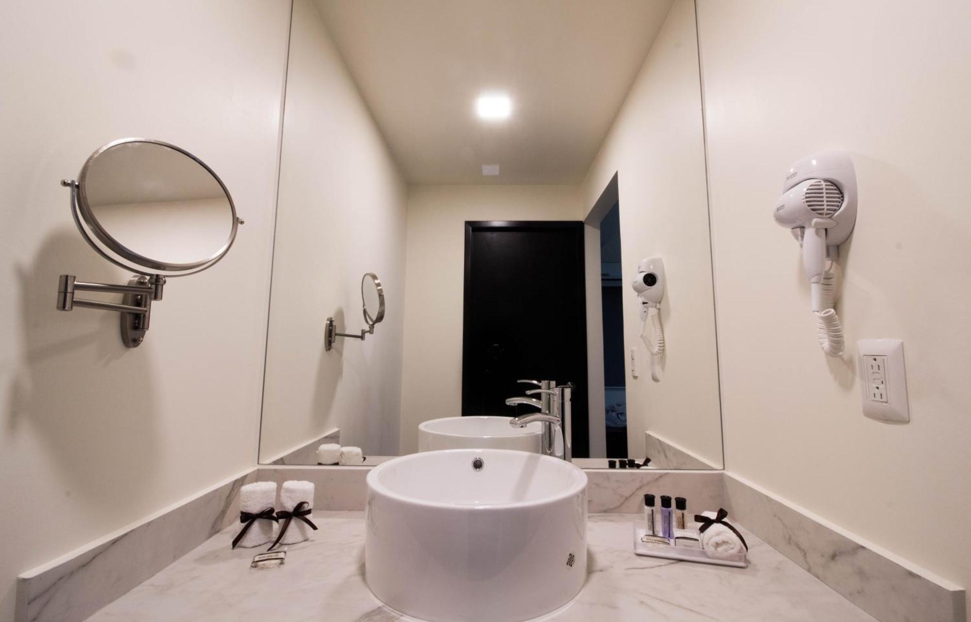 Smart Hotel Monterrey Eksteriør bilde
